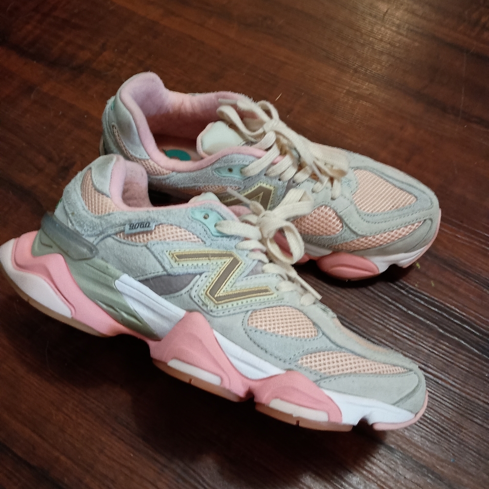 New balance 9060 - Picture 1 of 8